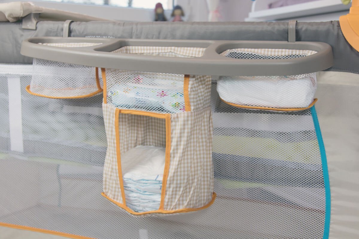 Erfahrungsbericht: Hauck Babycenter Bear Baby Reisebett im Test: Das Utensilo