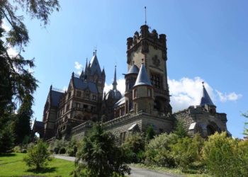 Ist Schloss Drachenburg & Drachenfels Kinderwagen geeignet?
