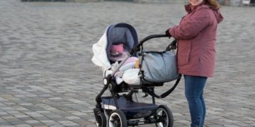 Mit dem Baby unterwegs: Dabei sollet ihr nichts wichtiges vergessen!