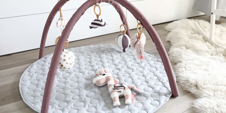 Done by Deer Activity Spielbogen und Matte: Erfahrungsbericht und Test