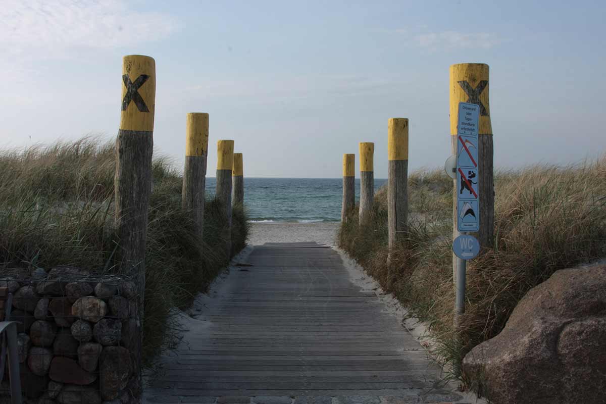 Weg zum Südstrand auf Fehmarn