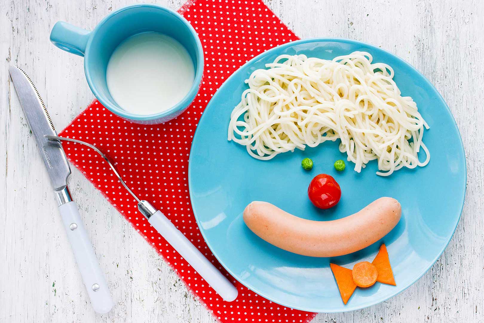 Spaghettihaar Clown mit Würstchenmund