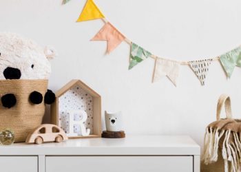 Ordnung im Kinderzimmer: Aufbewahrungsideen und -tipps
